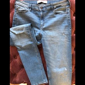 Hollister High Rise Skinny Jeans